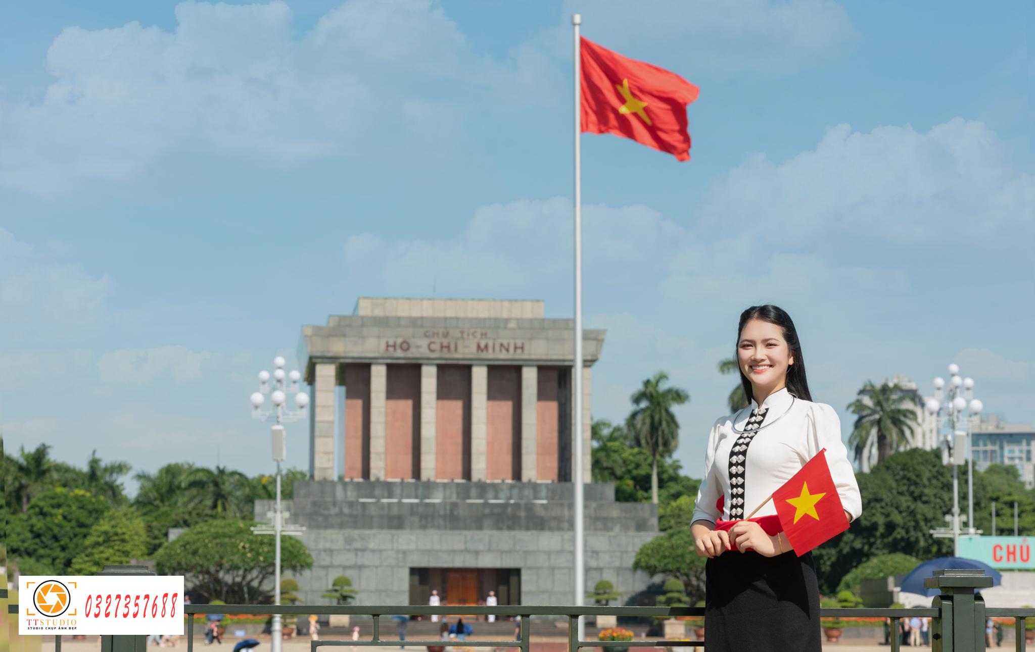 Ảnh check in Lăng Bác